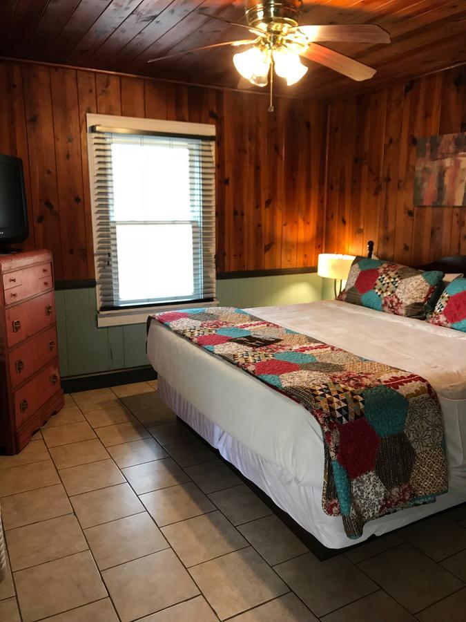 Riverside Lodge At Chimney Rock Exterior foto