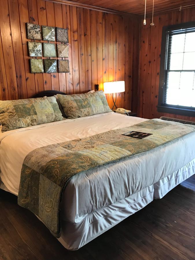 Riverside Lodge At Chimney Rock Exterior foto